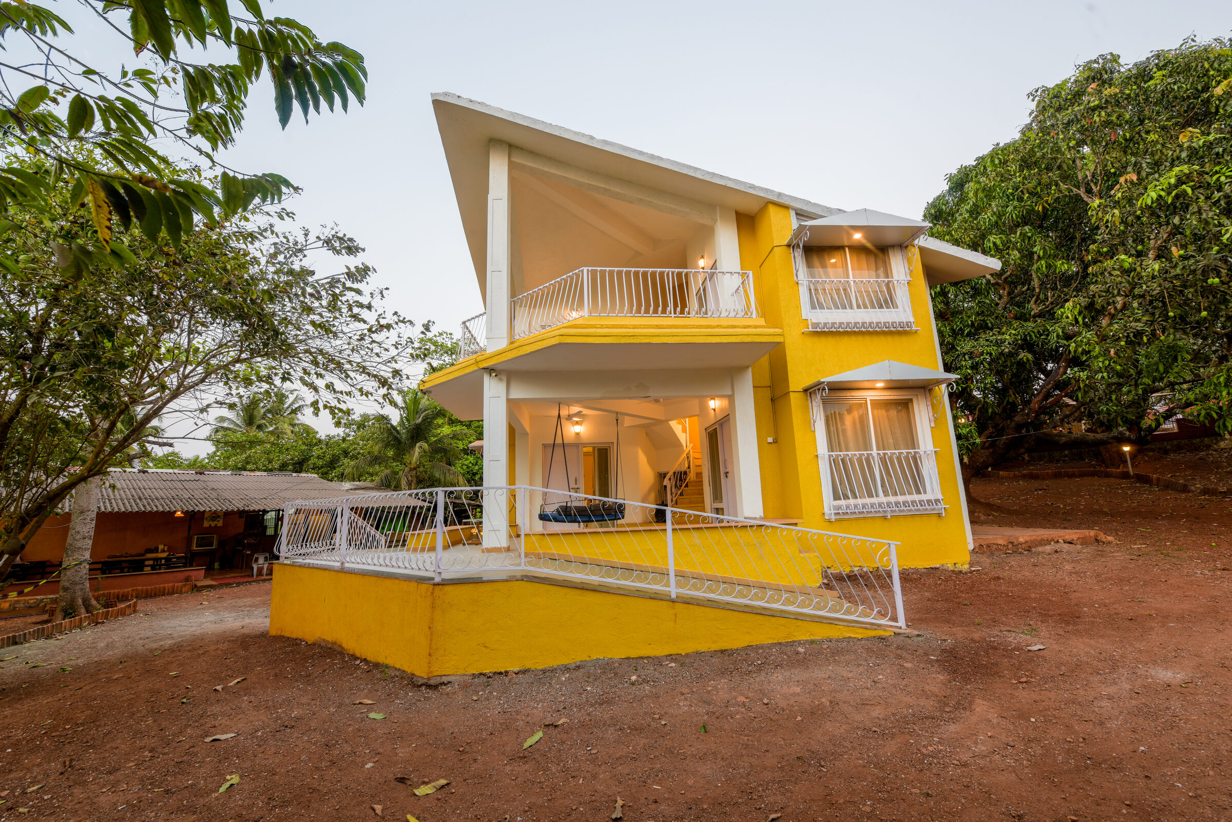 The SuR Resort bungalow and grounds